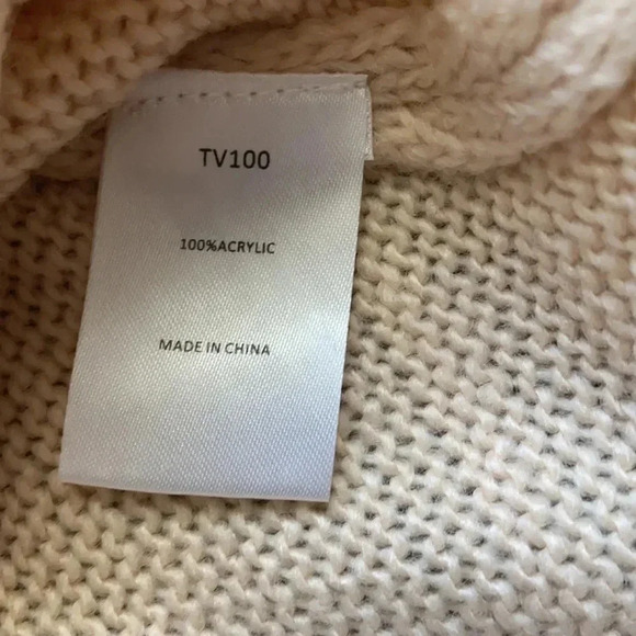 🎉HOST PICK 🎉Tropical 🏝 Vibes | Sweater - Picture 6 of 8